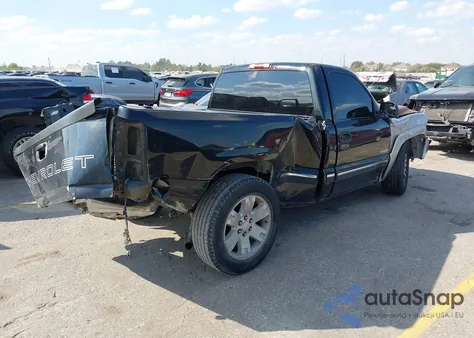 2002 Chevrolet Silverado 1500 из США, поврежденный, VIN 1GCEC14W72Z148839